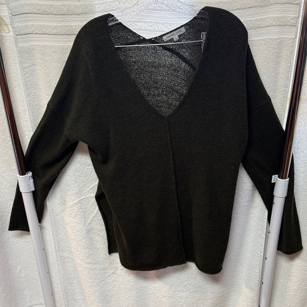 Catwalk Studio Olive Green  V-Neck Sweater for Women OPP48